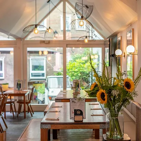 Hostal Hans Brinker *