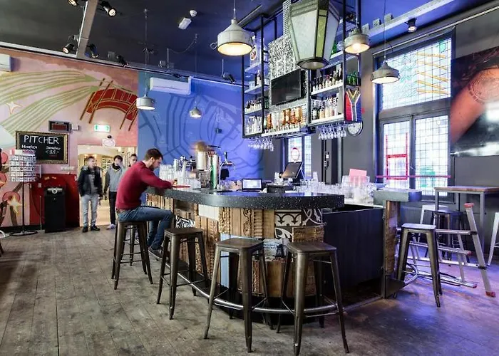 ハンス ブリンカー ホステル *