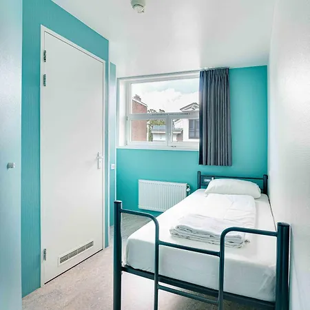 Hans Brinker Hostal