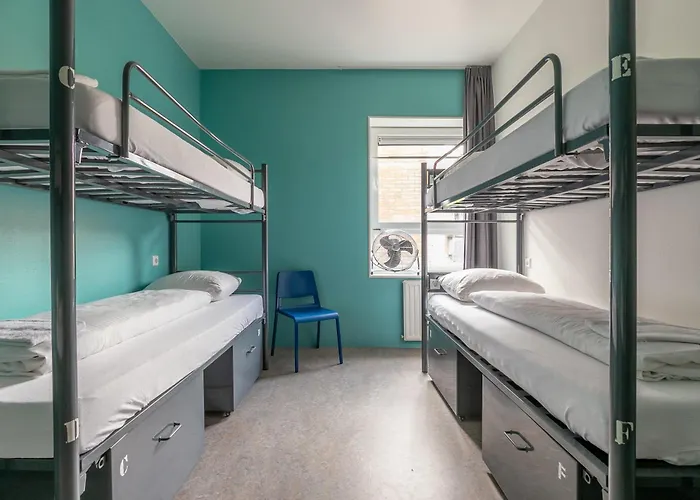 شباب هانس برينكير * أمستردام